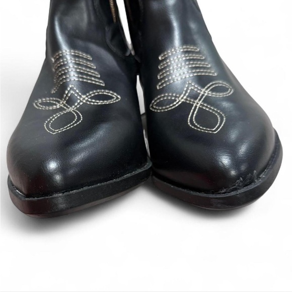 Torrid Western Knee Boots Wide Calf Plus Size Cowgirl Boots, Size 8.5 Wide Width - Picture 9 of 9